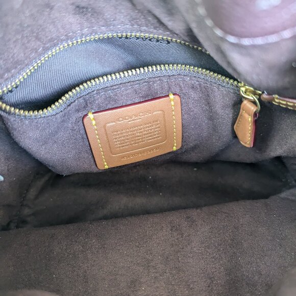 Coach Field Bucket Bag in Colorblock with Coach Badge C3850 - Rare - Picture 9 of 9